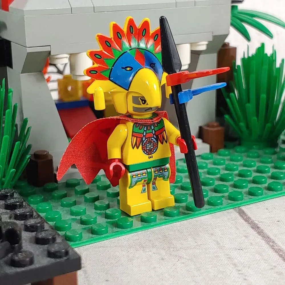 99% Complete - LEGO Adventurers: Jungle: River Expedition Set 5976 - FEW Missing